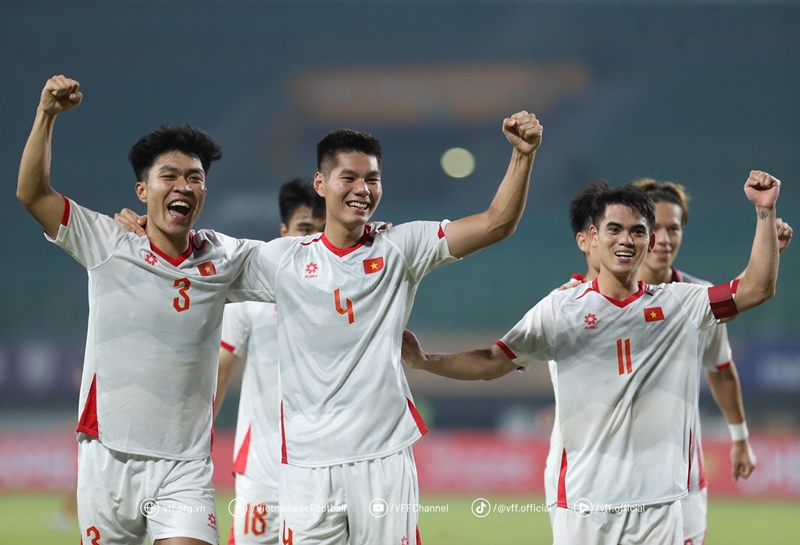 Cuộc Chiến Gai Gắt Với U23 Lào